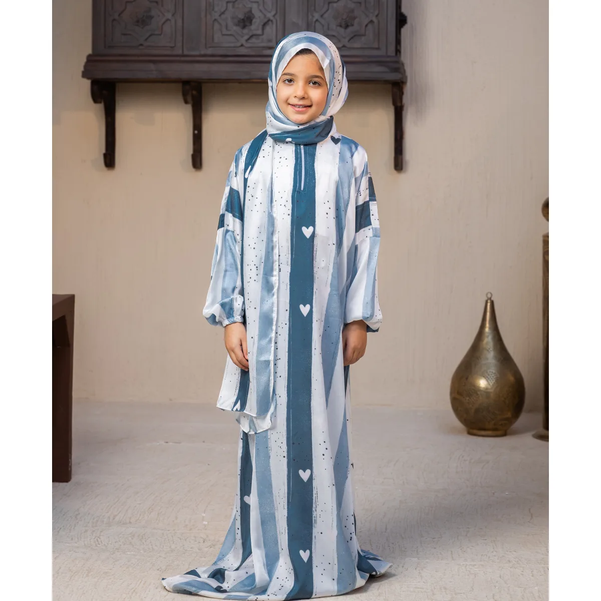 إسدال أطفال ساتان Fairy من لو فوال