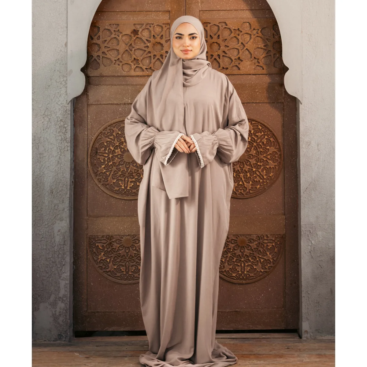 Le Voile Plain Viscose Flounce Sleeves Isdal