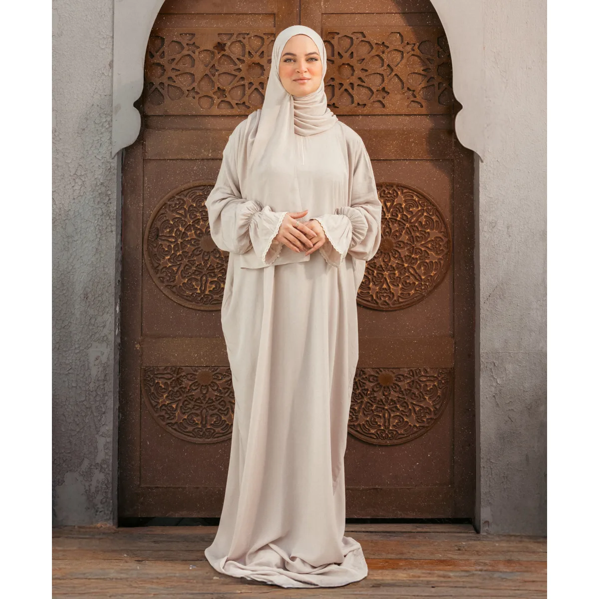 Le Voile Plain Viscose Flounce Sleeves Isdal