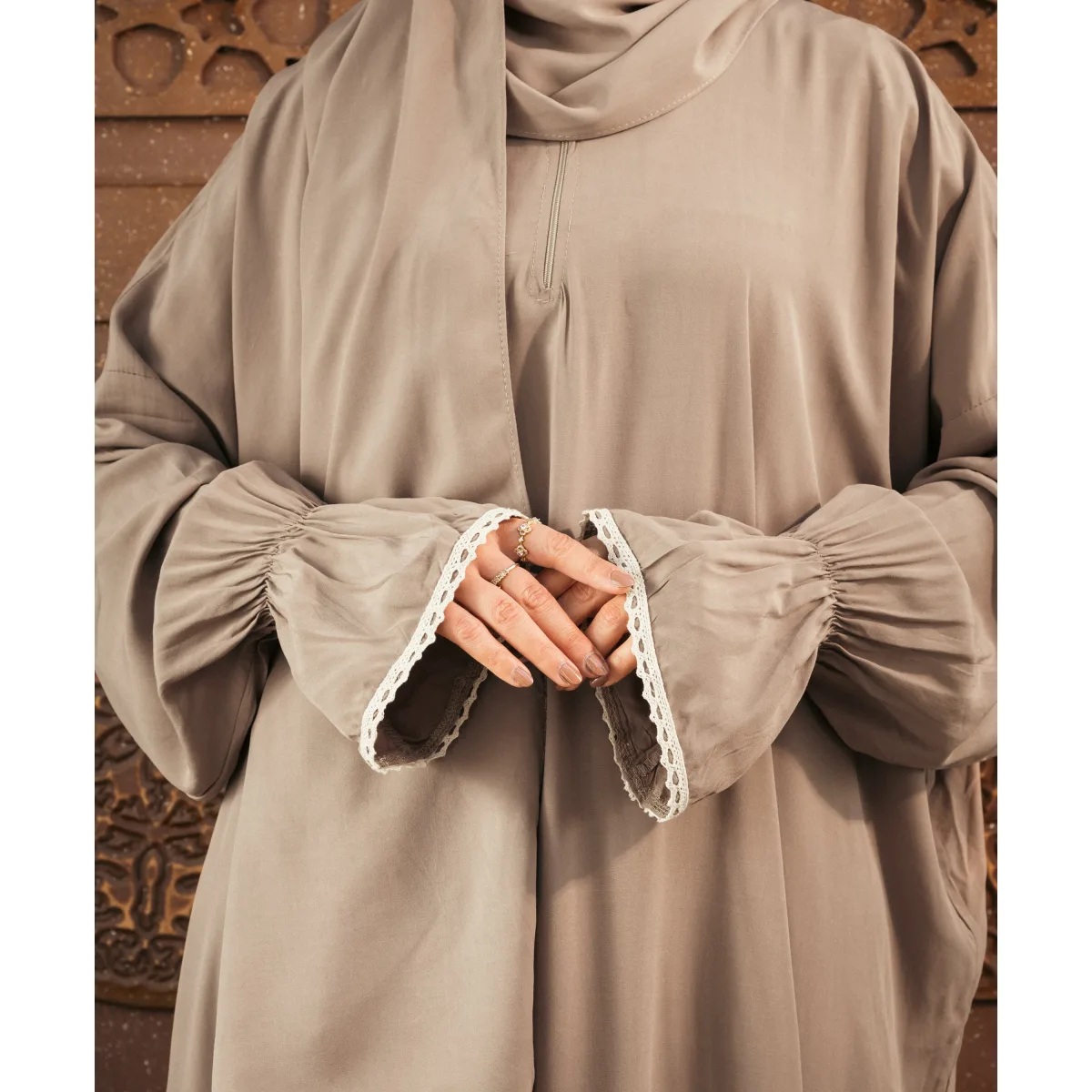 Le Voile Plain Viscose Flounce Sleeves Isdal