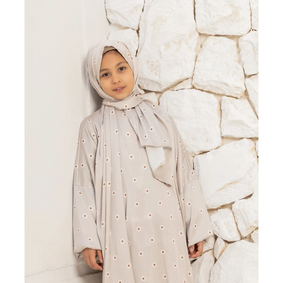 إسدال أطفال ساتان Minimal Daisy من لو فوال