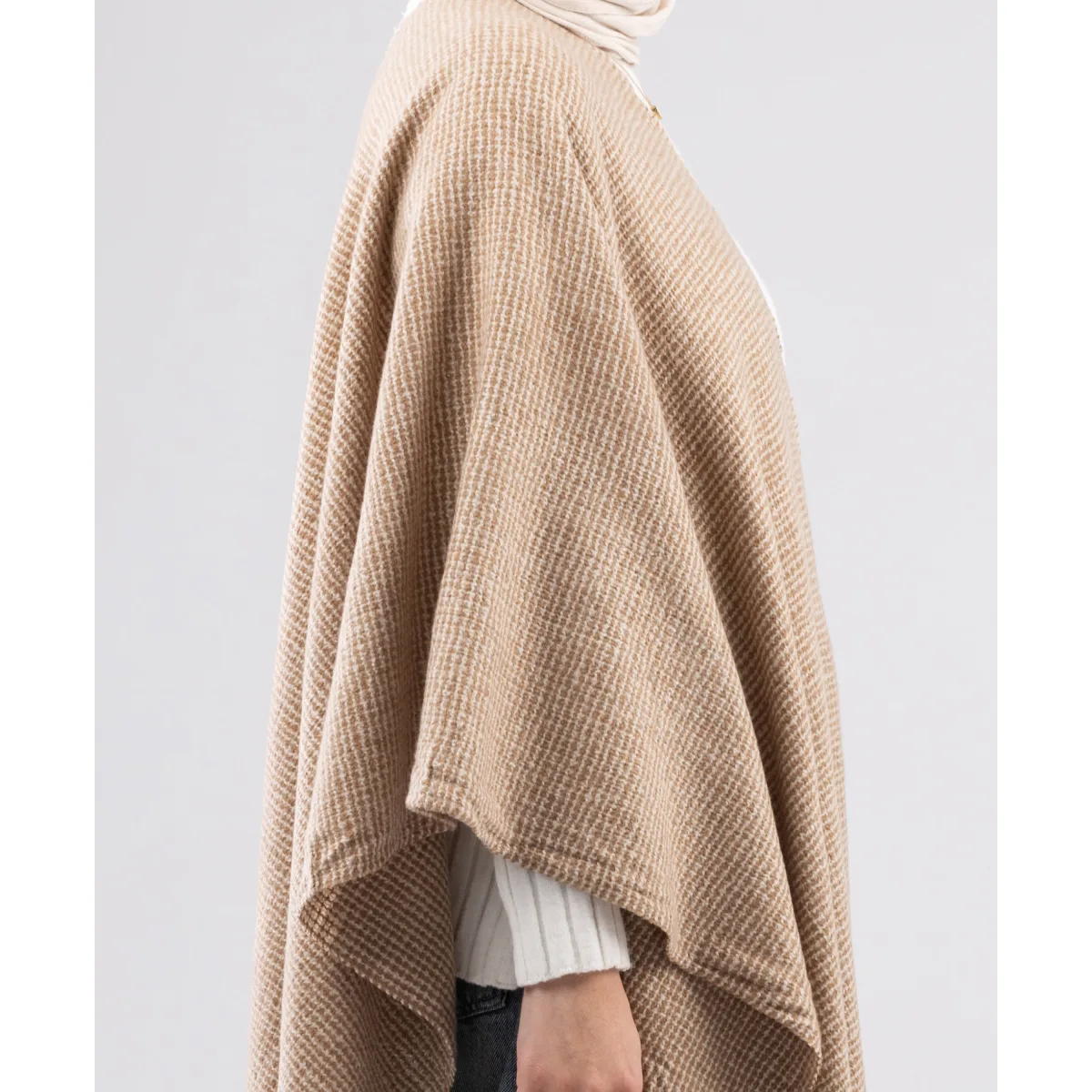 Le Voile Breeze Winter Shawl