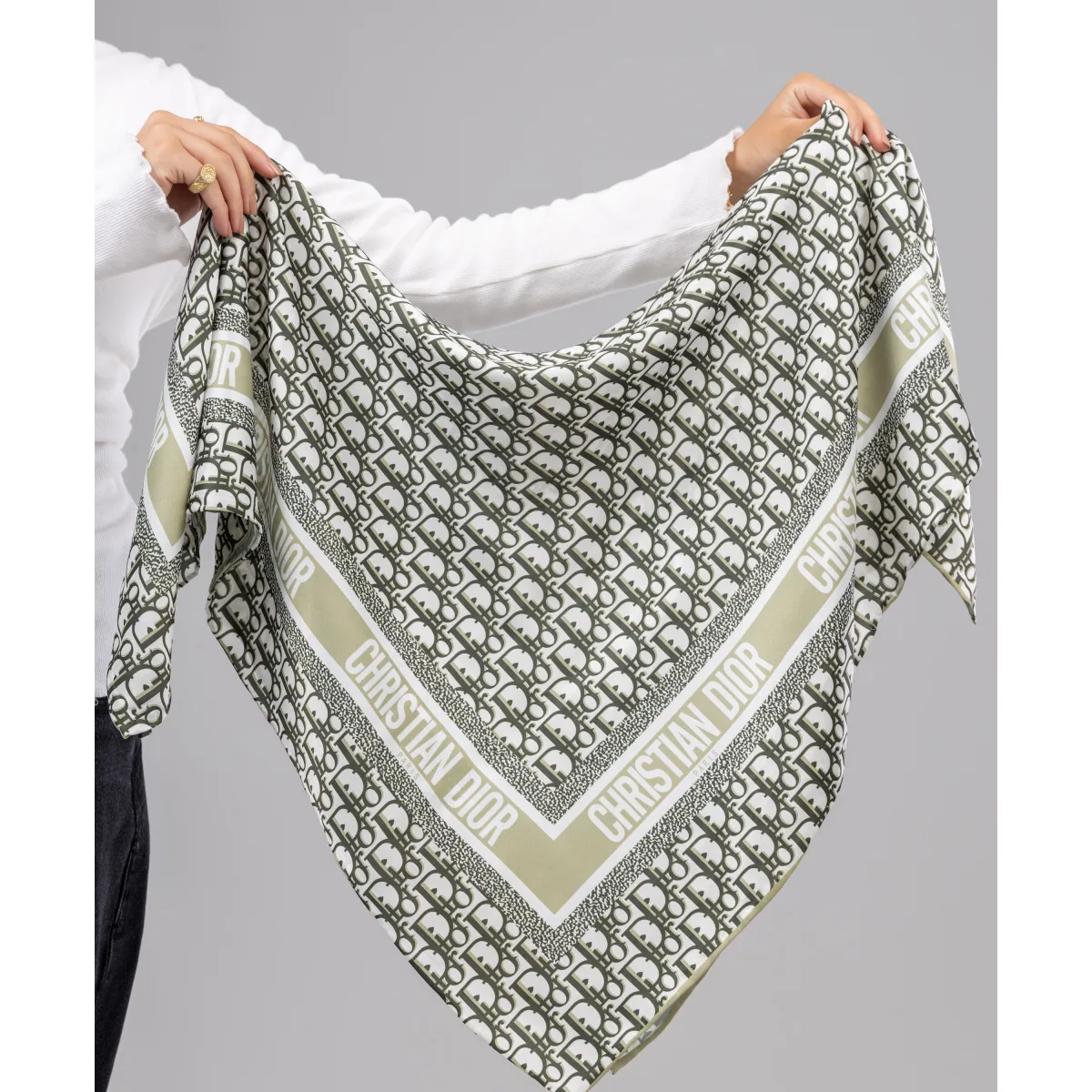 Le Voile Elara Silk Square Scarf