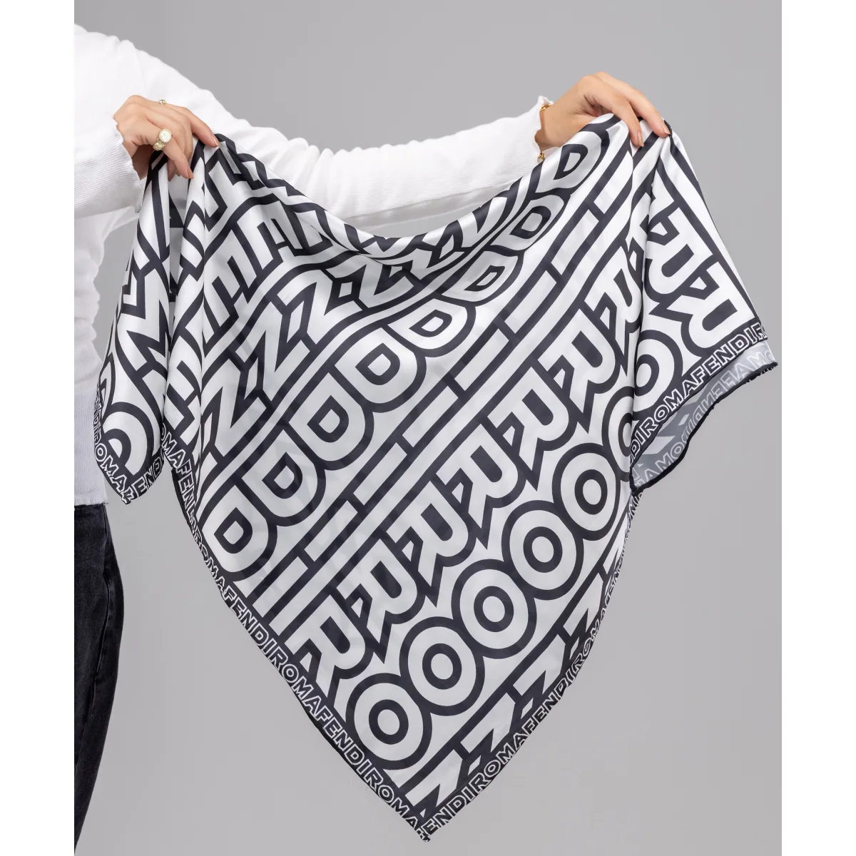 Le Voile Roma Silk Square Scarf