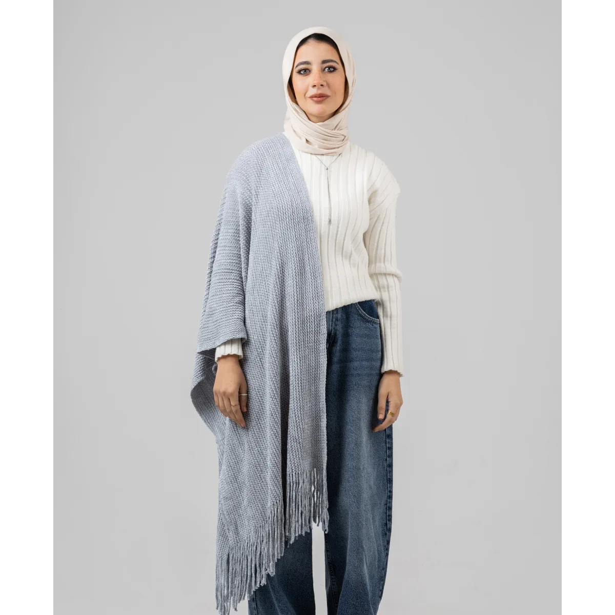 شال شتوي Knitted من لو فوال