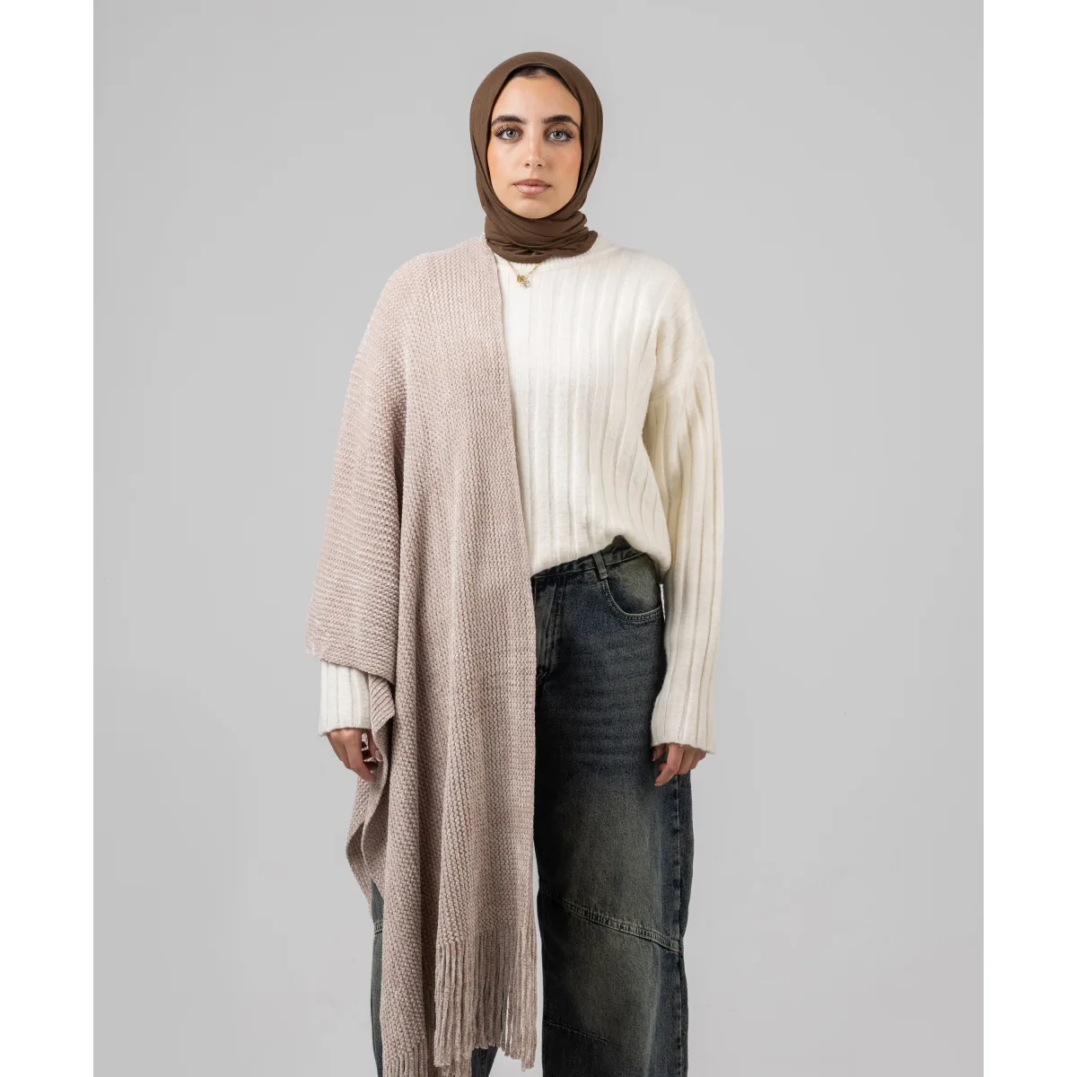 شال شتوي Knitted من لو فوال
