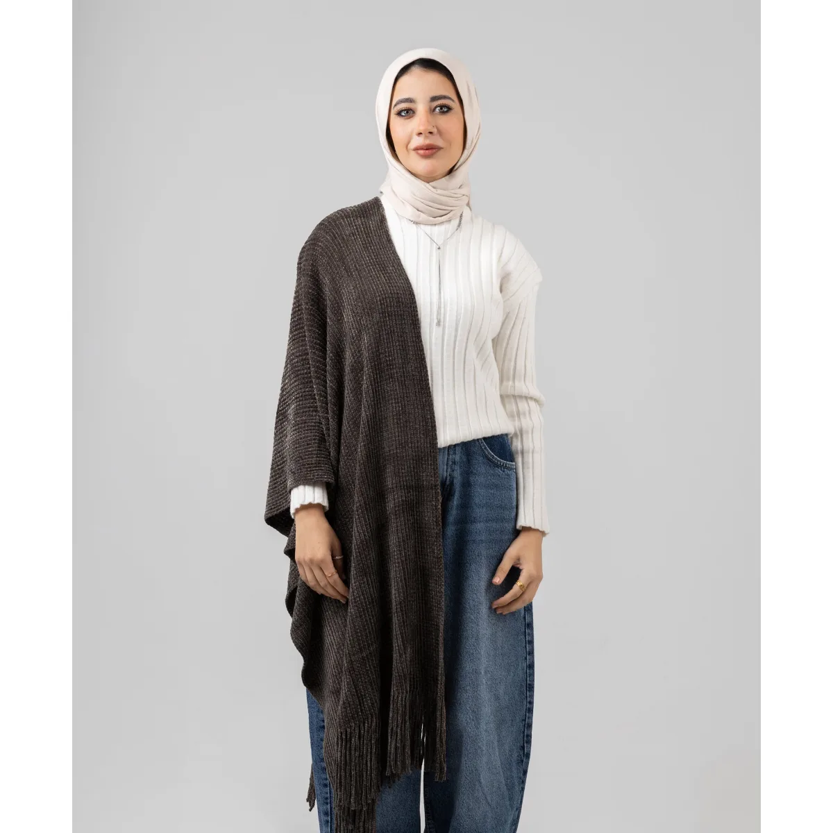 شال شتوي Knitted من لو فوال