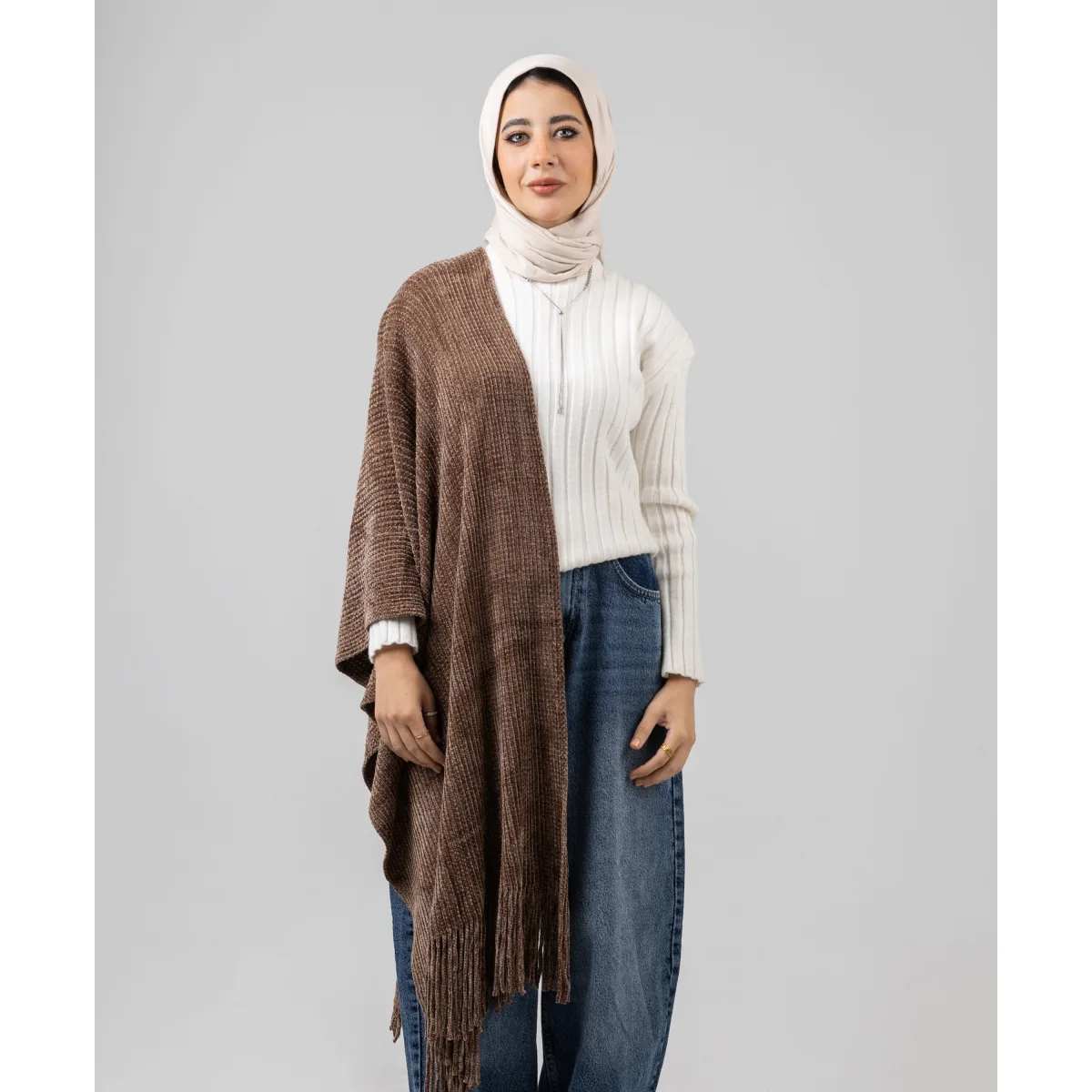 شال شتوي Knitted من لو فوال