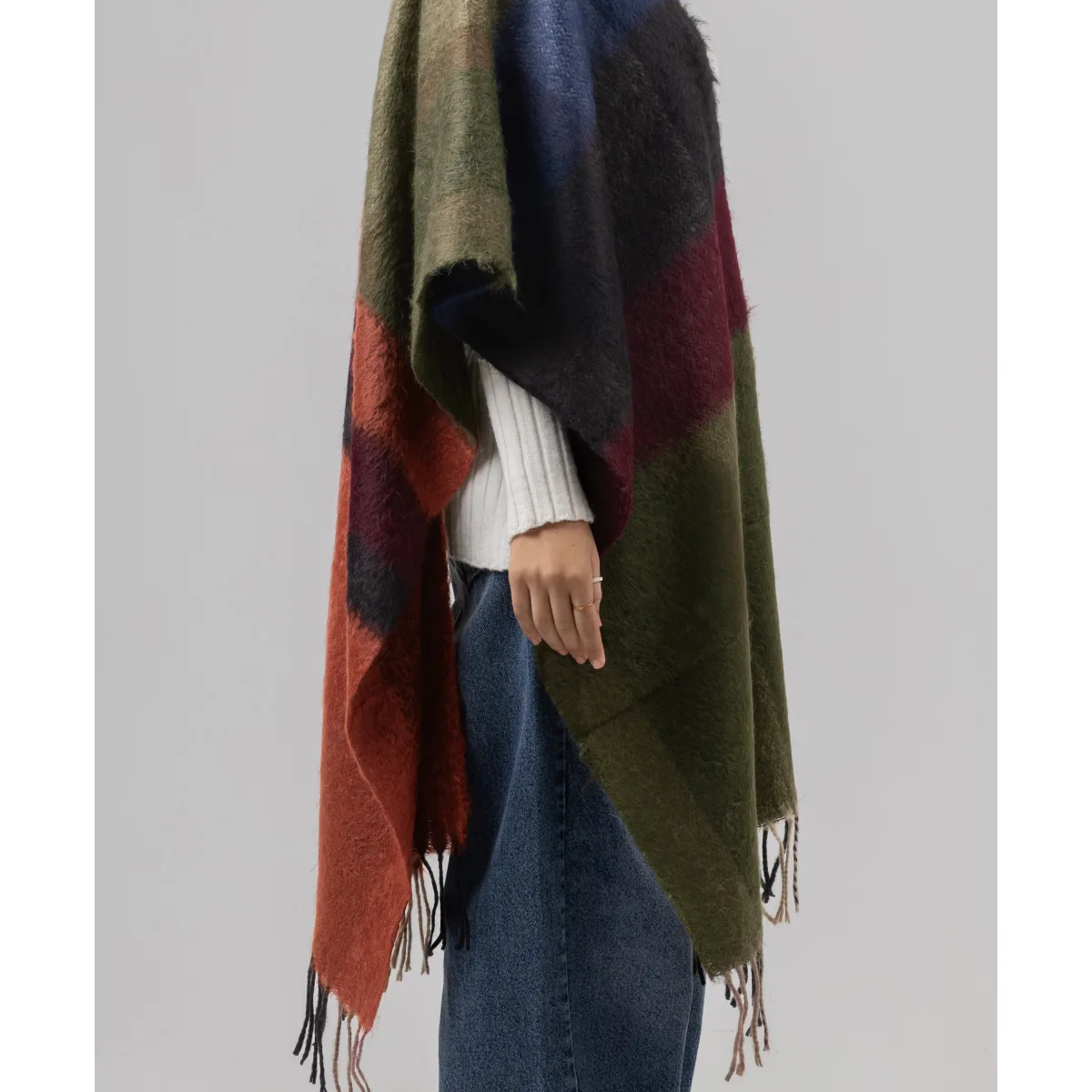 Le Voile Cozy Striped Shawl