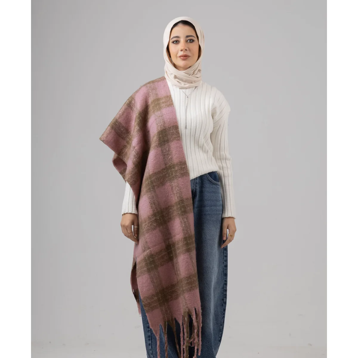 شال شتوي كاروهات Cozy من لو فوال