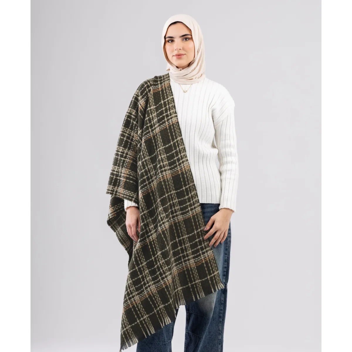 شال شتوي صوف كاروهات Comfy من لو فوال