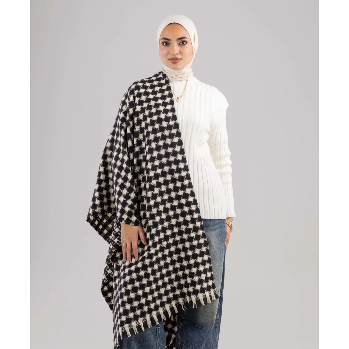 Le Voile Warmy Plaid Shawl