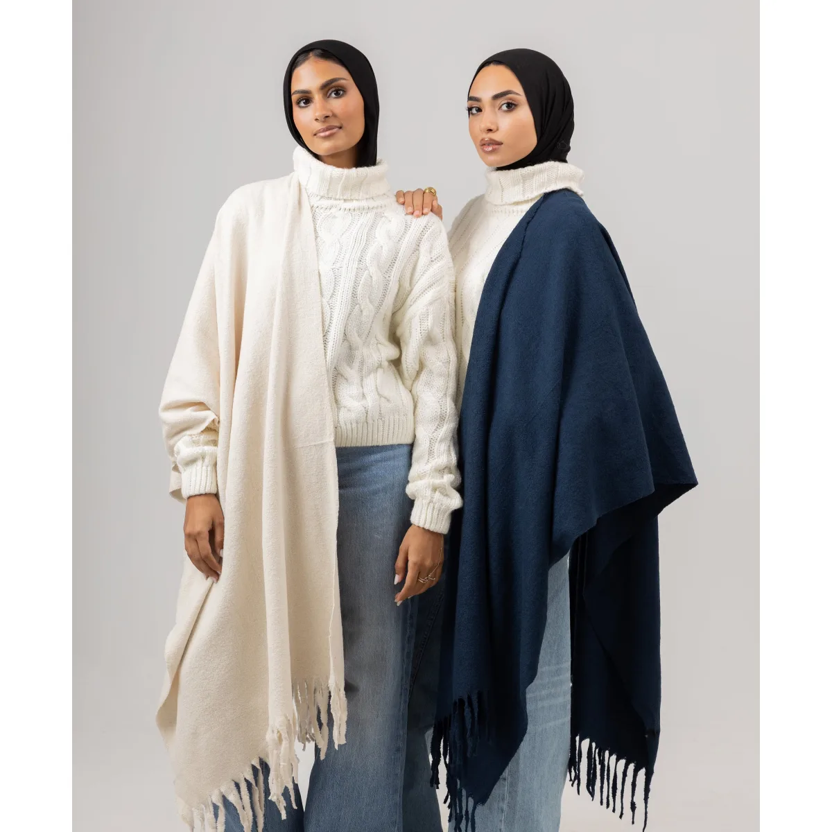 Le Voile Whisper Long Tassels Shawl