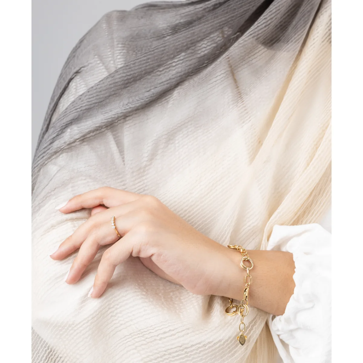 Le Voile Soft Gradient Cotton Scarf