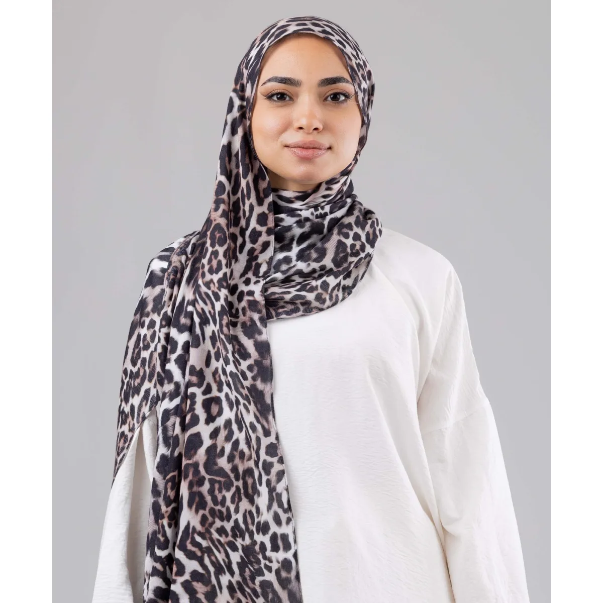 طرحة مودال ليوبارد Ash من لو فوال
