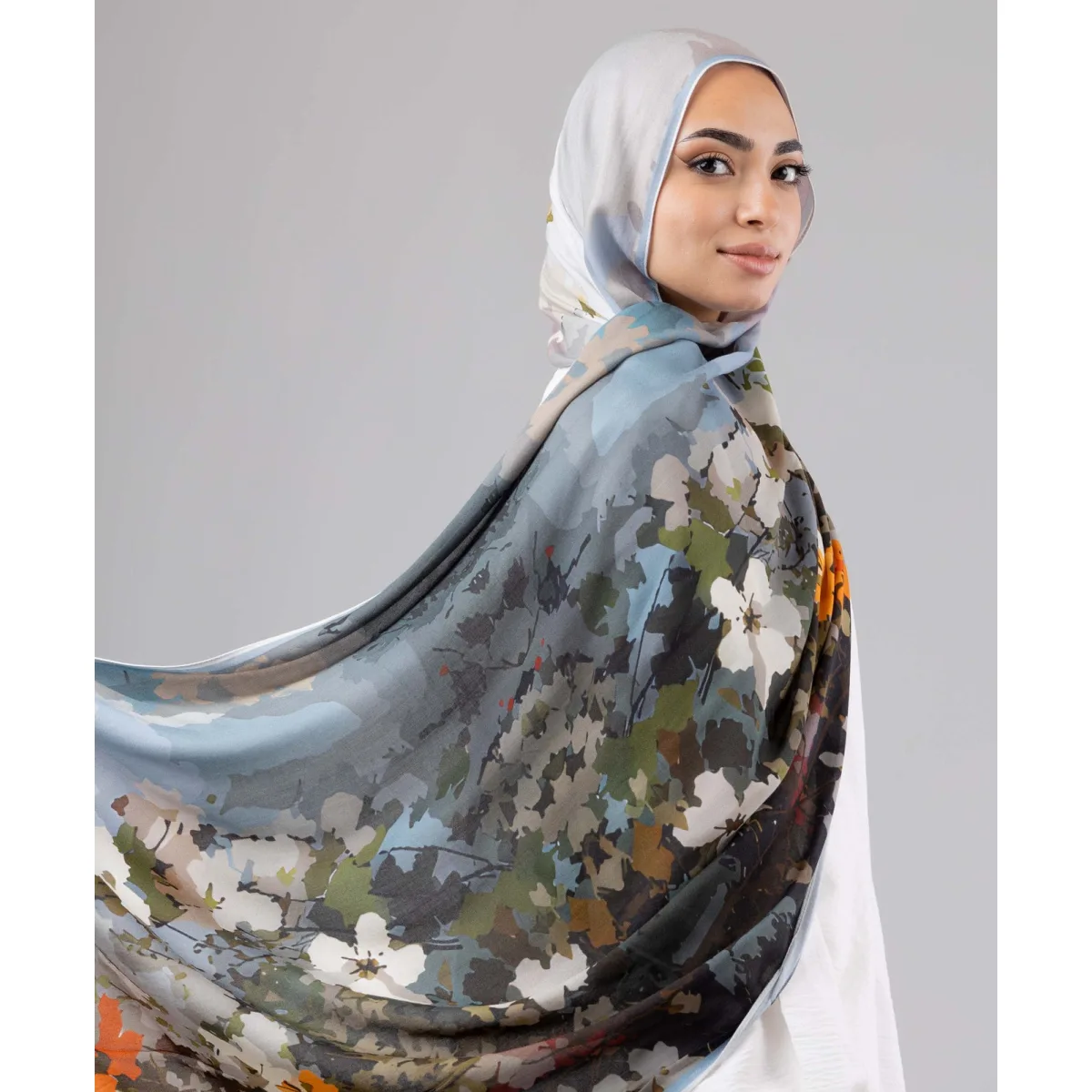 طرحة مودال Petal من لو فوال