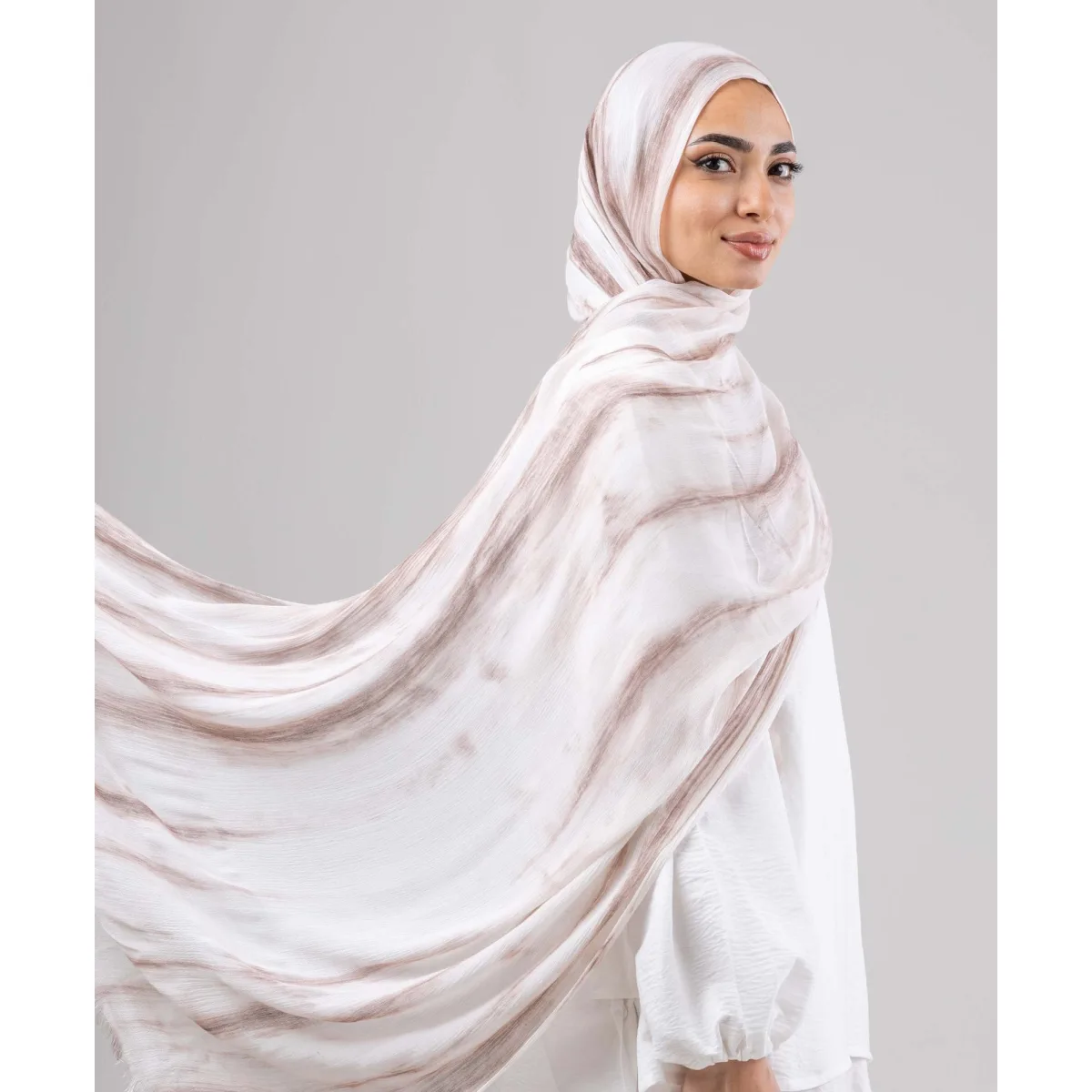 Le Voile Rockstone Ruffled Scarf