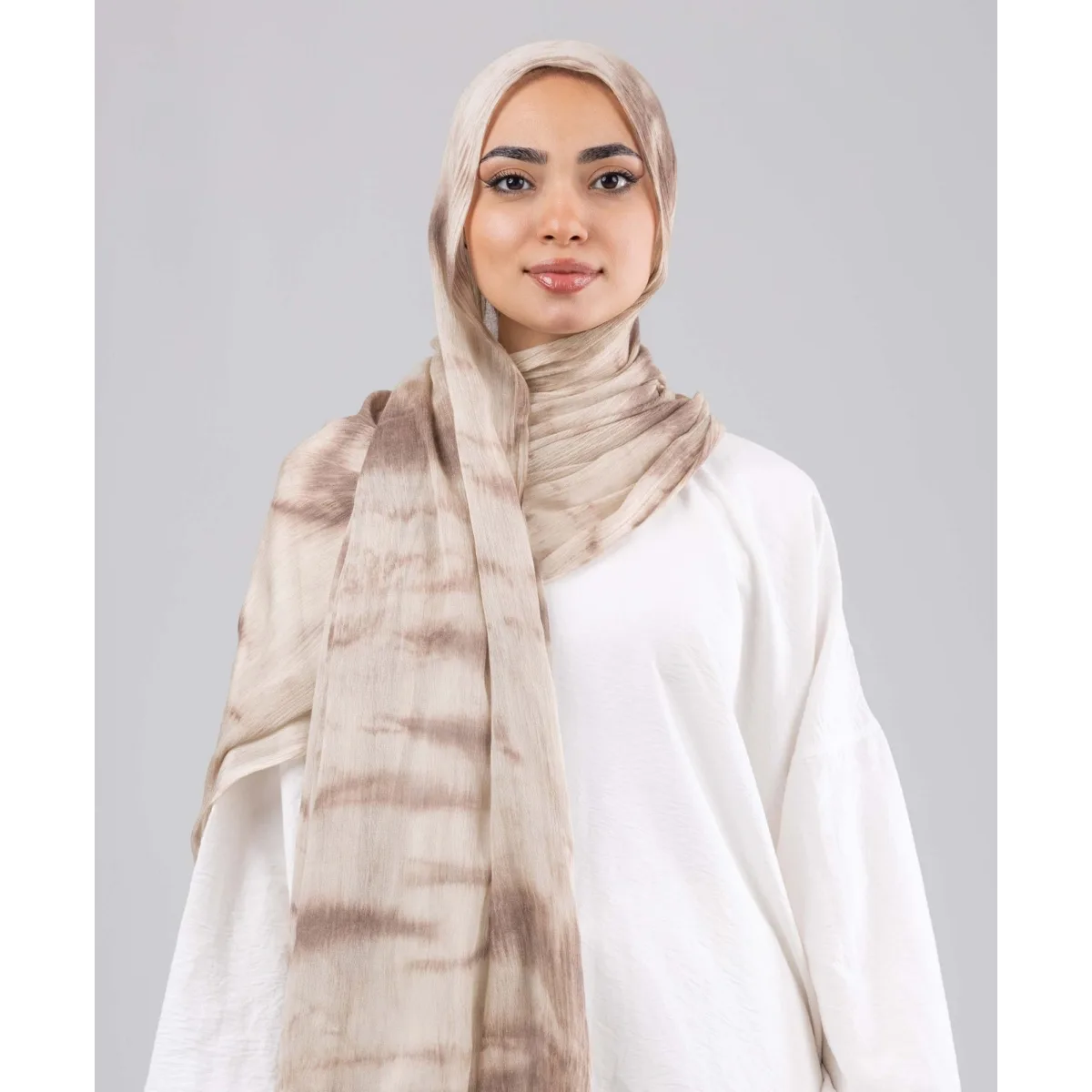 Le Voile Rockstone Ruffled Scarf