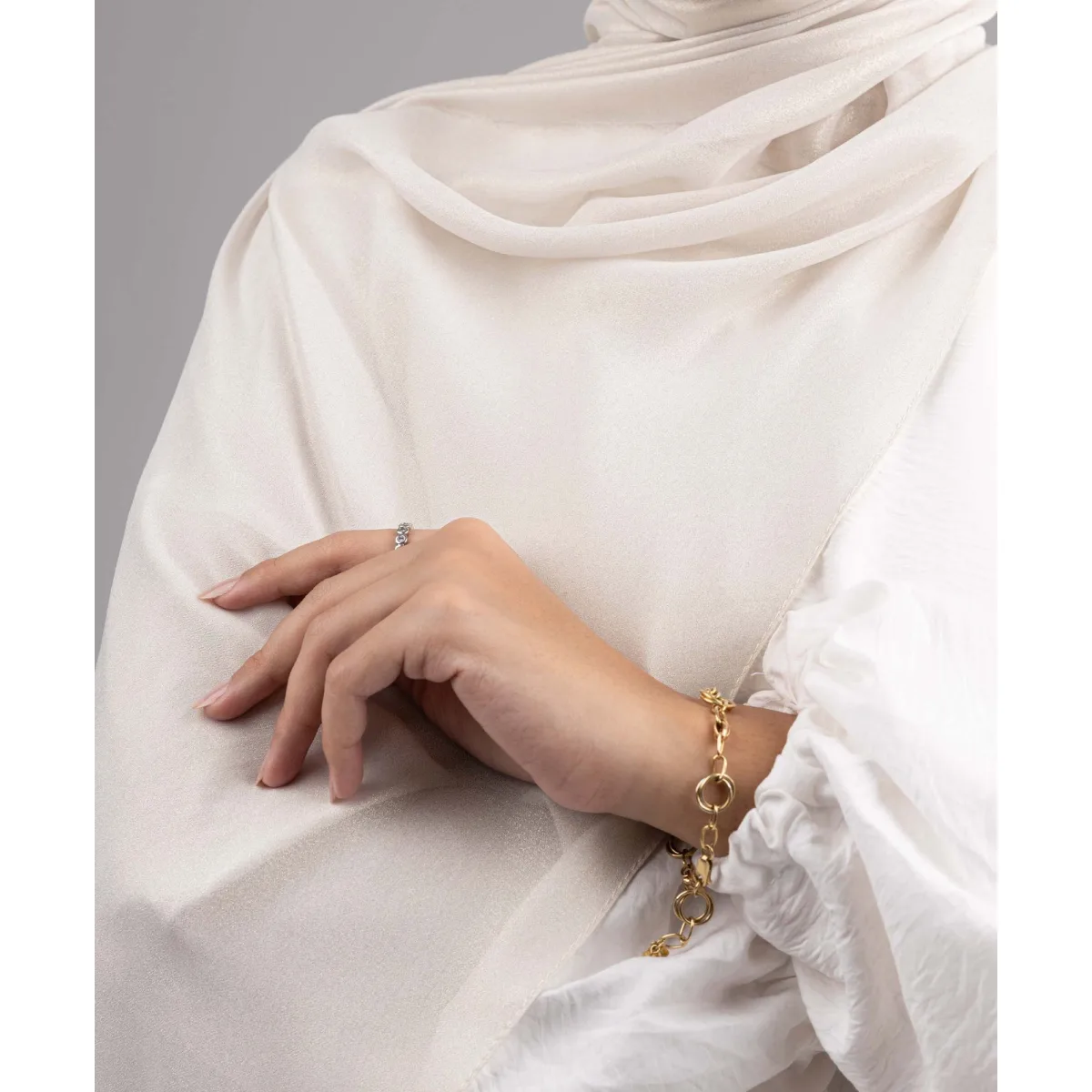 Le Voile Shimmery Chiffon Scarf
