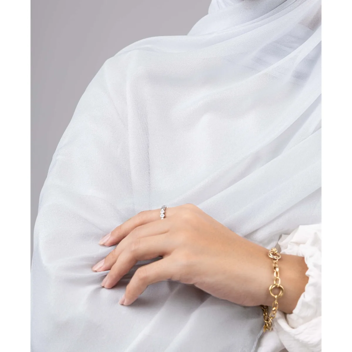 Le Voile Shimmery Chiffon Scarf