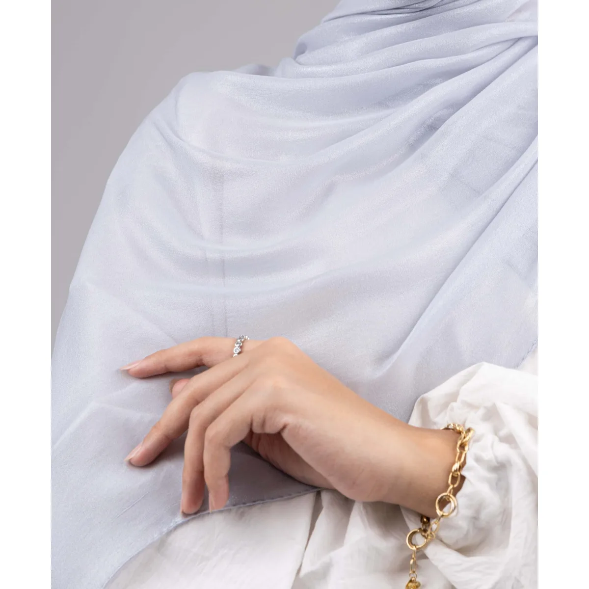 Le Voile Shimmery Chiffon Scarf