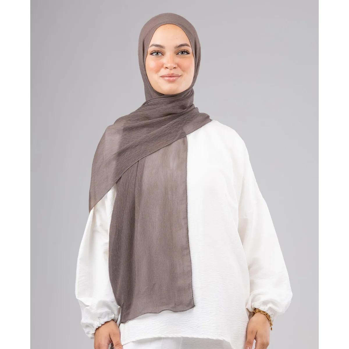 Le Voile Ruffle Chiffon Scarf