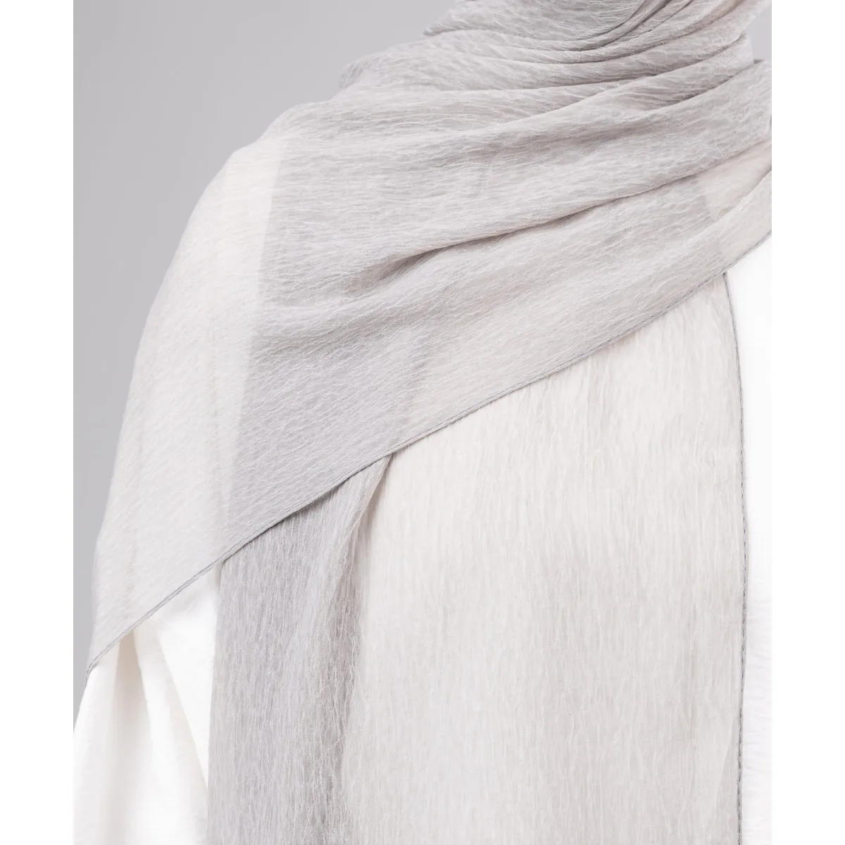 Le Voile Ruffle Chiffon Scarf