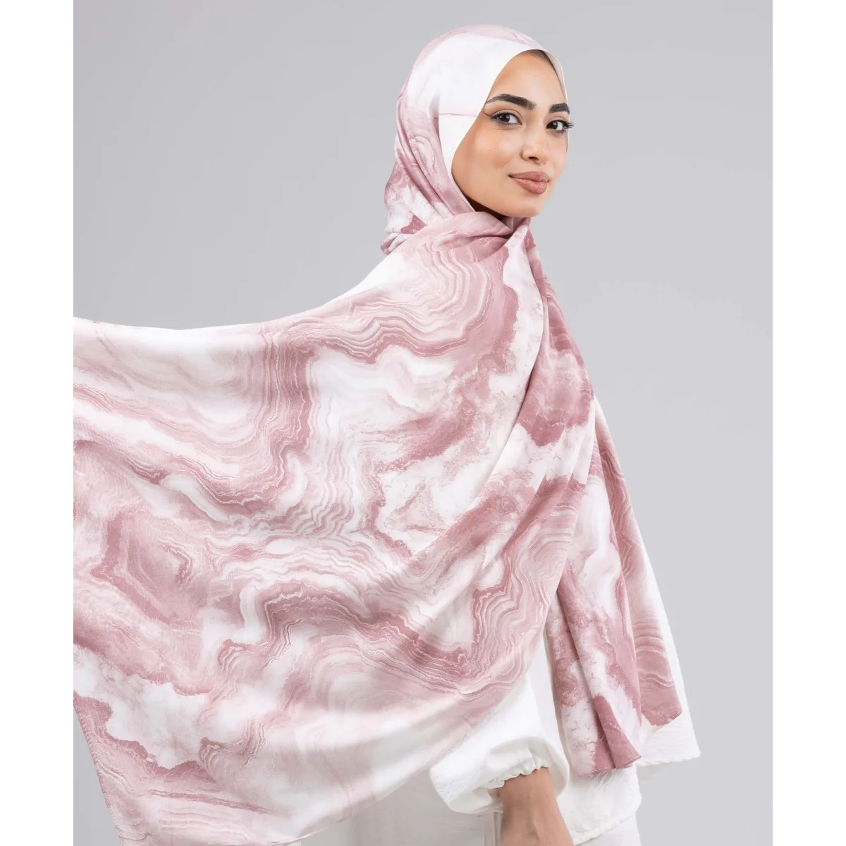 طرحة مودال Wavy من لو فوال