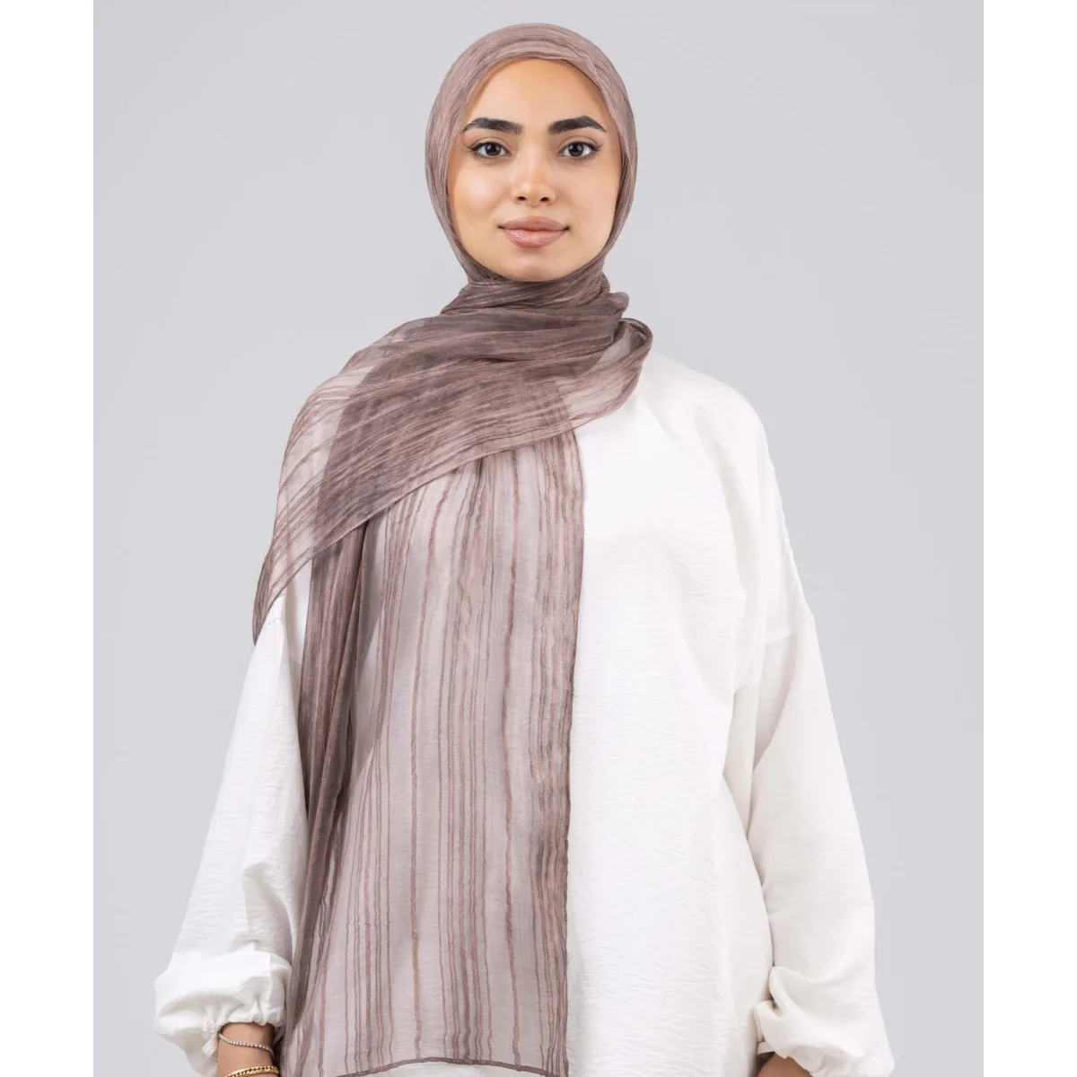 طرحة سيلك لينن مقلم Gloss من لو فوال