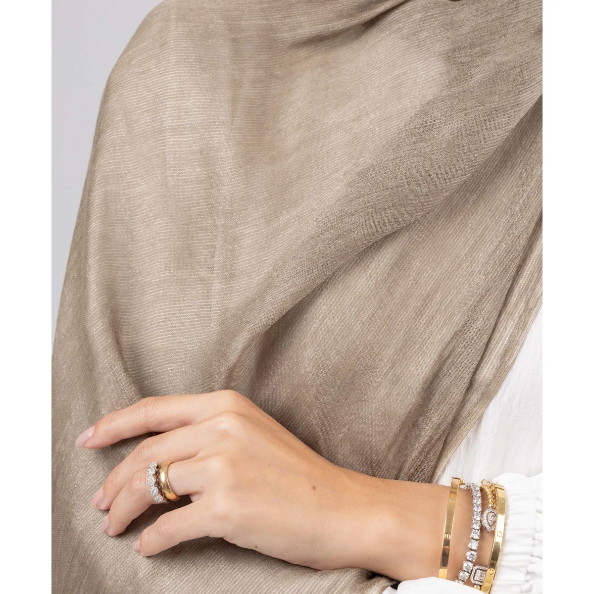 Le Voile Flowy Bamboo Linen Scarf