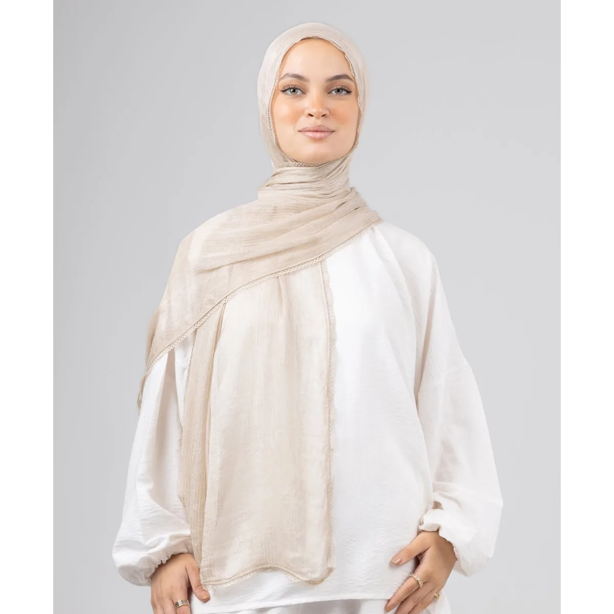 Le Voile Lace Plain Cotton Scarf