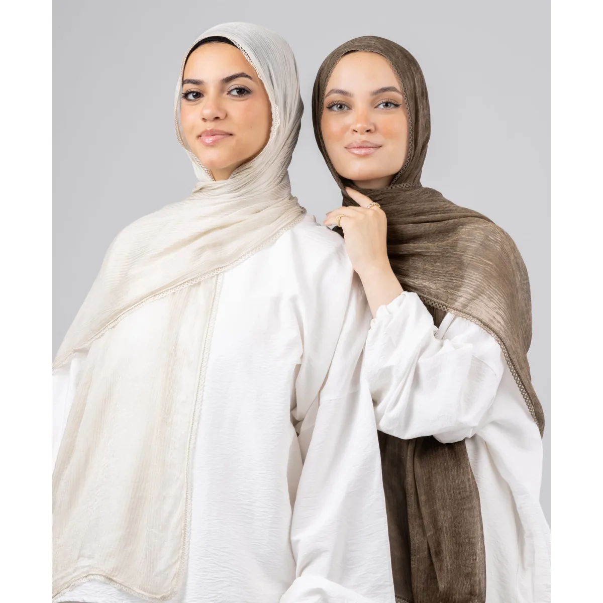 Le Voile Lace Plain Cotton Scarf