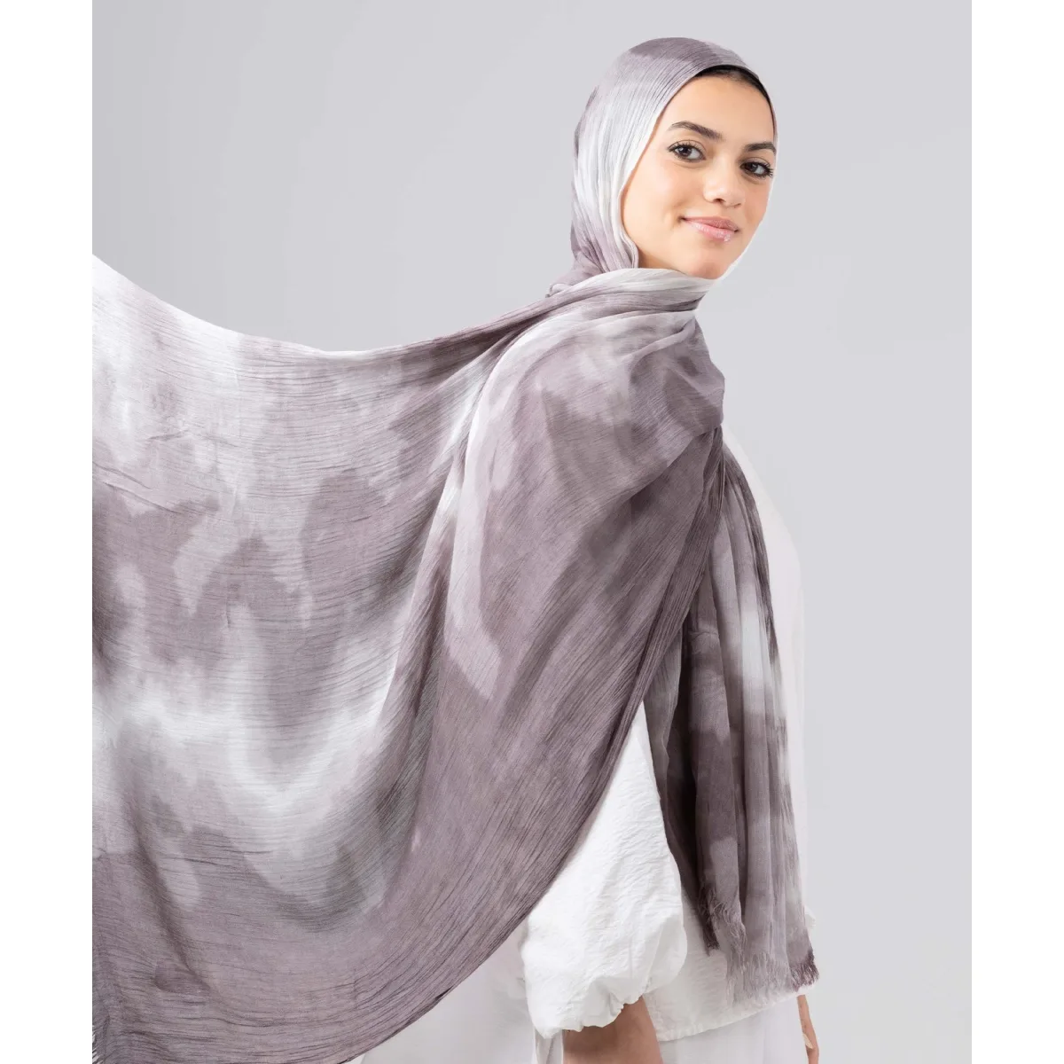 Le Voile Wave Dye Linen Scarf