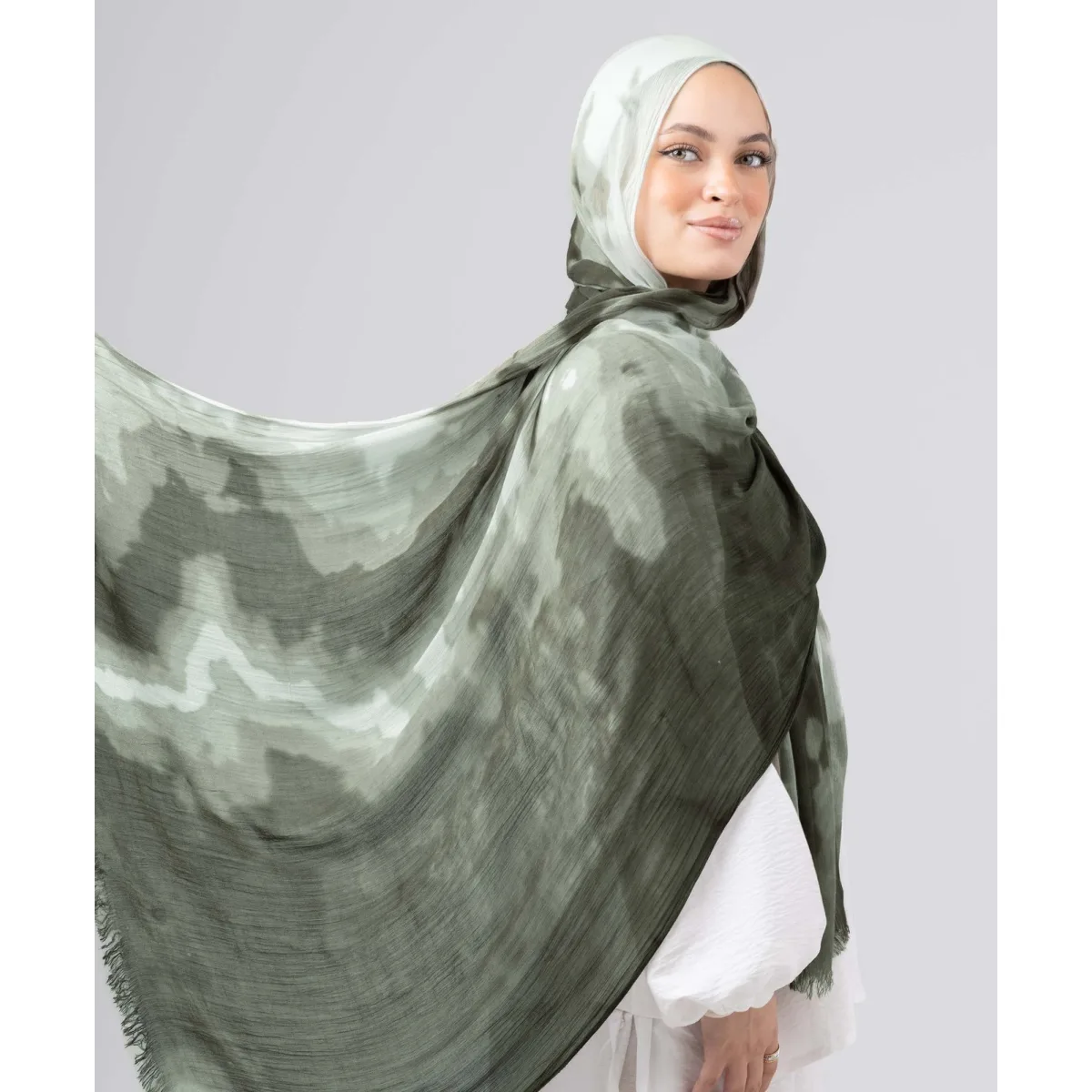 Le Voile Wave Dye Linen Scarf