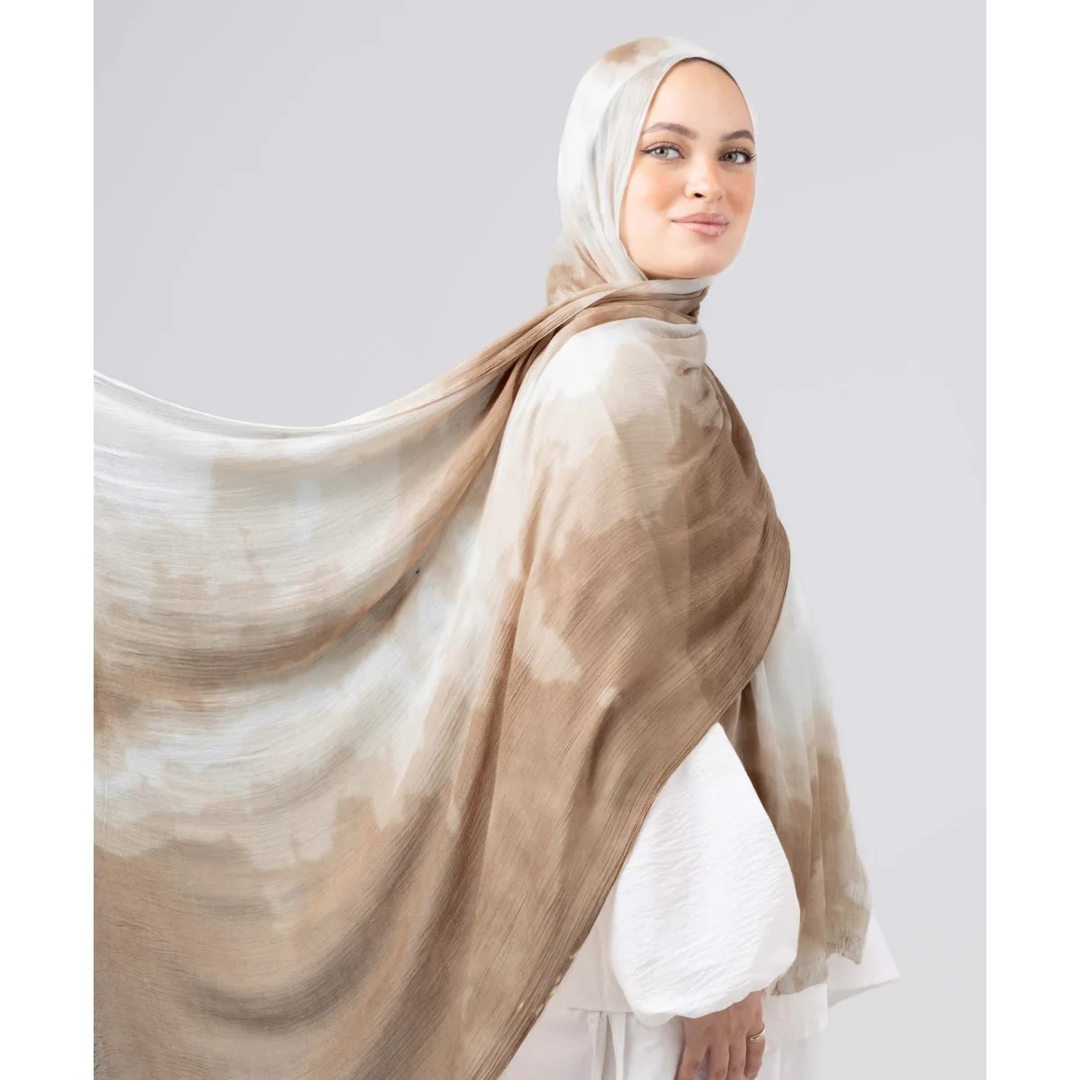 Le Voile Wave Dye Linen Scarf