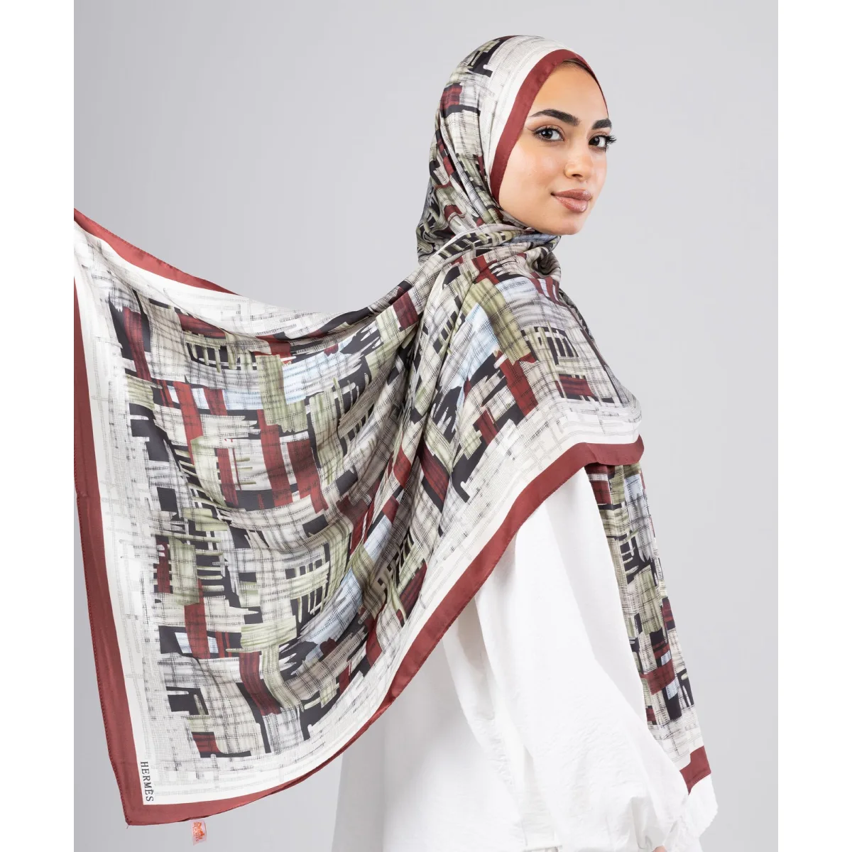 طرحة سيلك لاكشري Versatile من لو فوال
