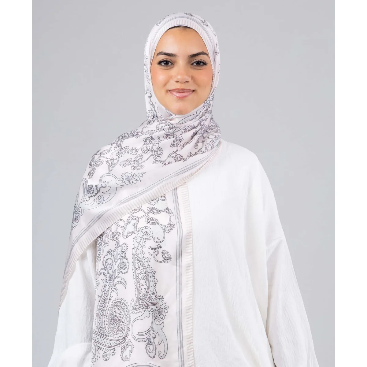 طرحة سيلك لاكشري Wisp من لو فوال