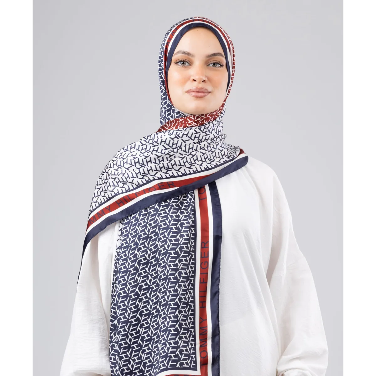 طرحة سيلك لاكشري Vibrant من لو فوال