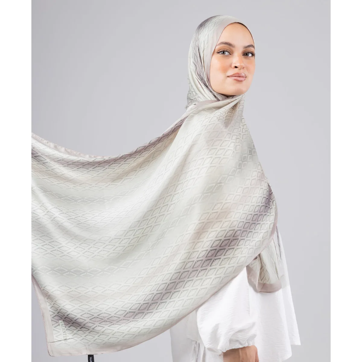 طرحة سيلك لاكشري Nova من لو فوال