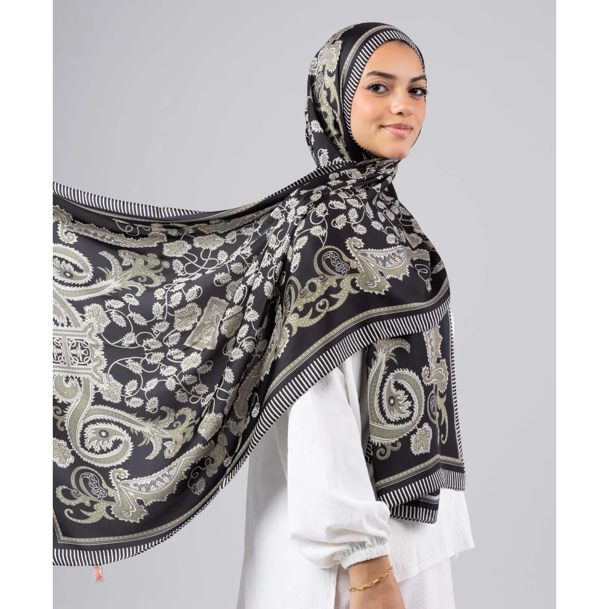 طرحة سيلك لاكشري Boho من لو فوال
