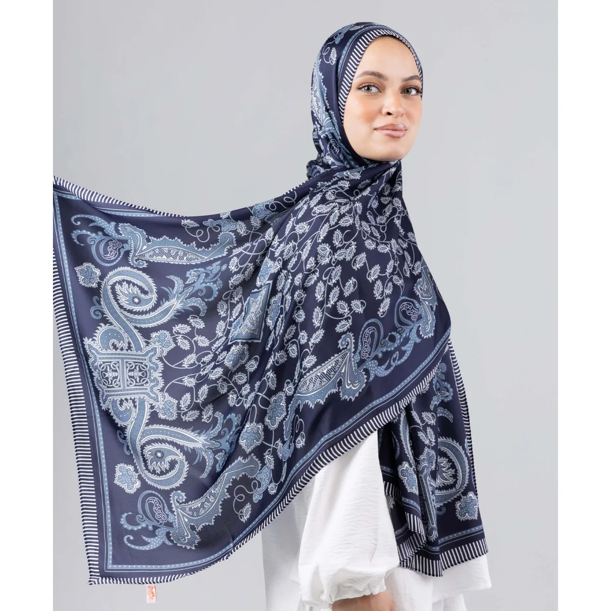 طرحة سيلك لاكشري Boho من لو فوال