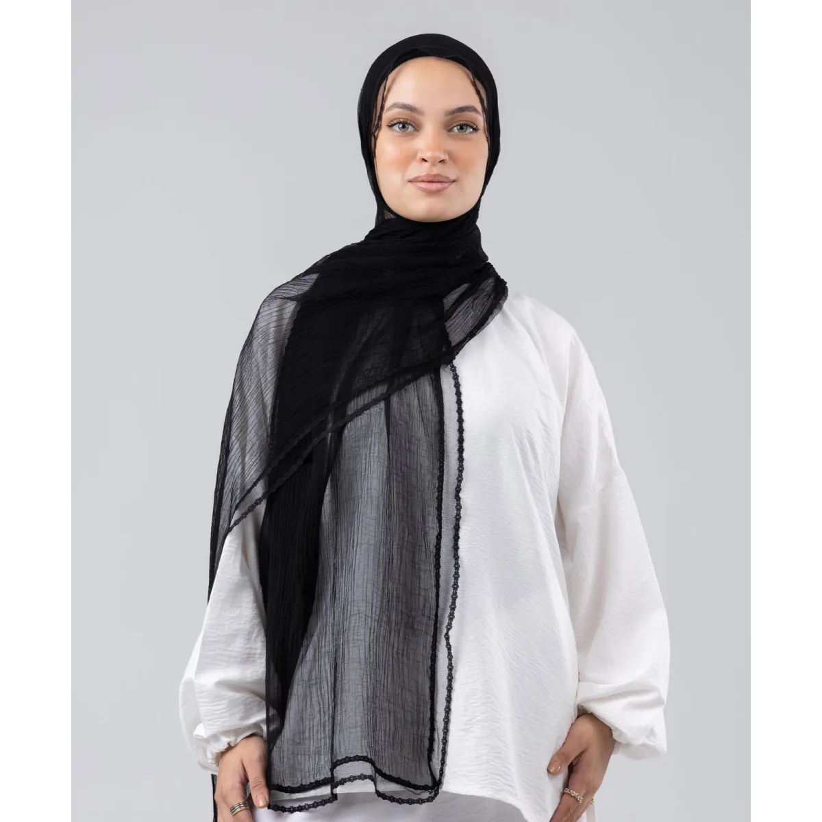 طرحة شيفون كرينكل بدانتيل Trim من لو فوال