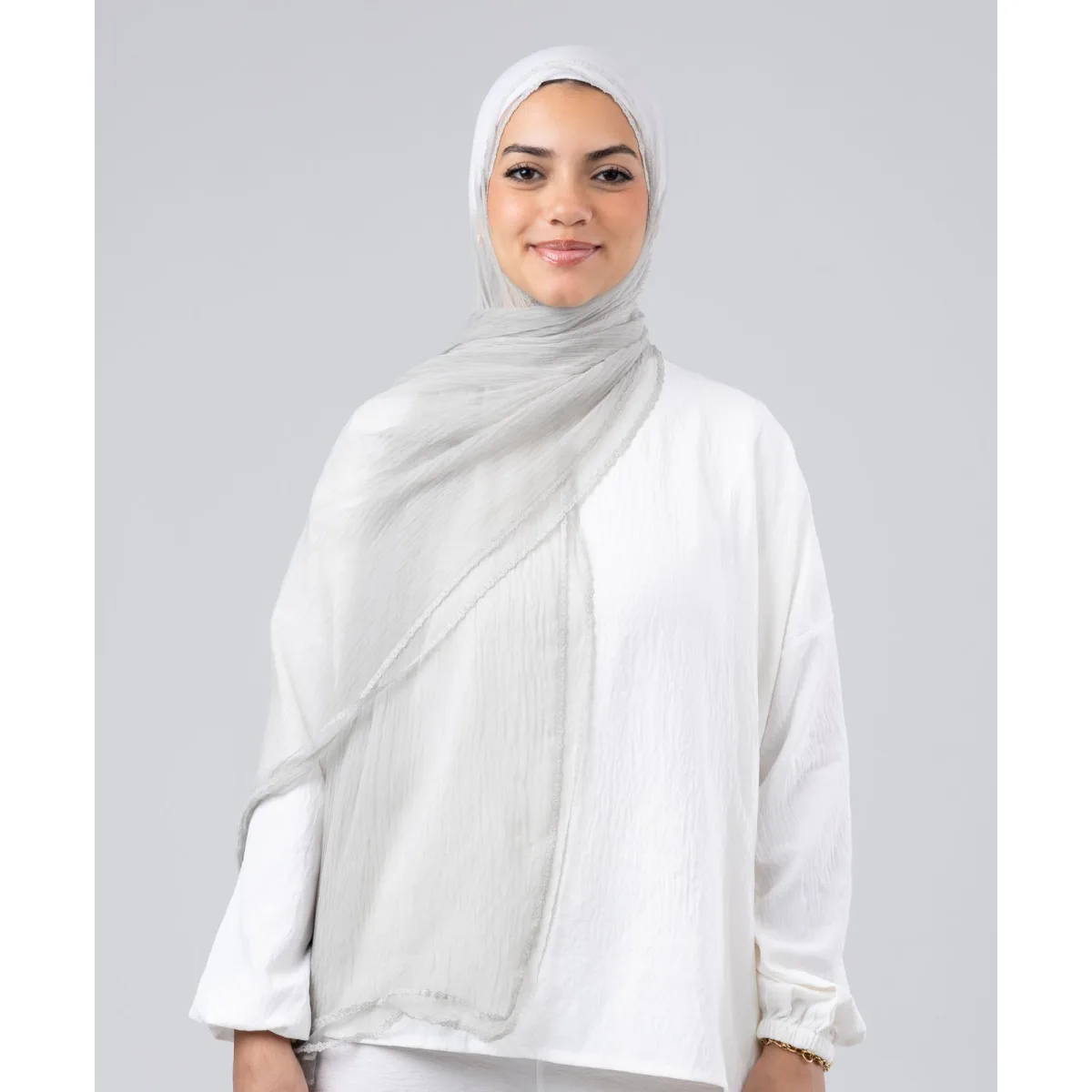 طرحة شيفون كرينكل بدانتيل Trim من لو فوال