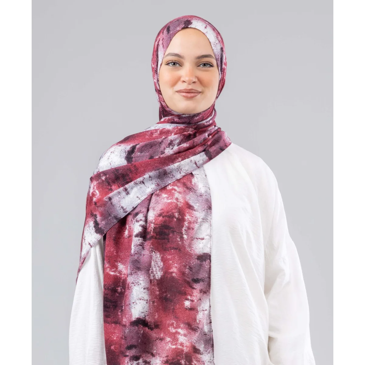 طرحة مودال Scarlet Mist من لو فوال