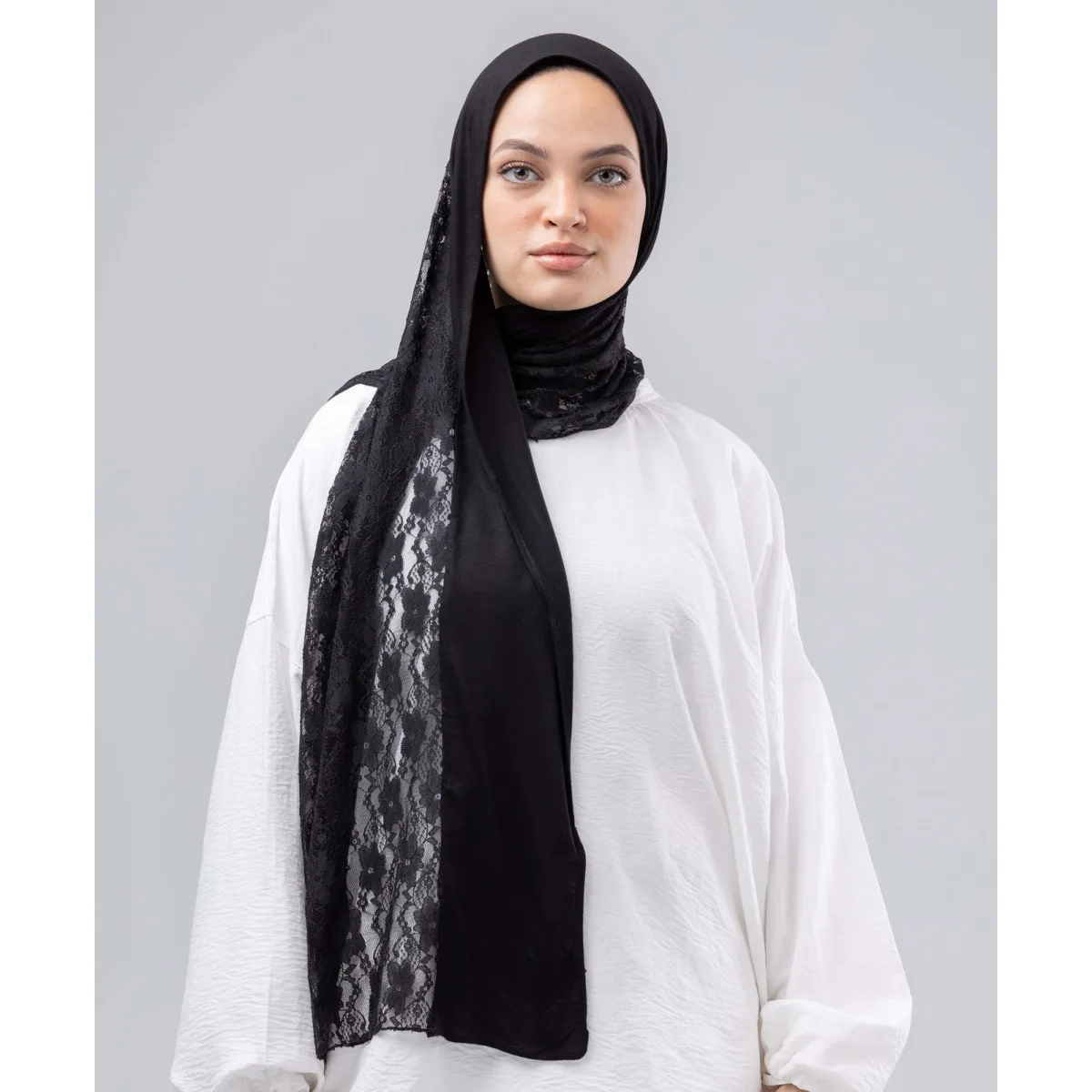 Le Voile Lace Lycra Scarf