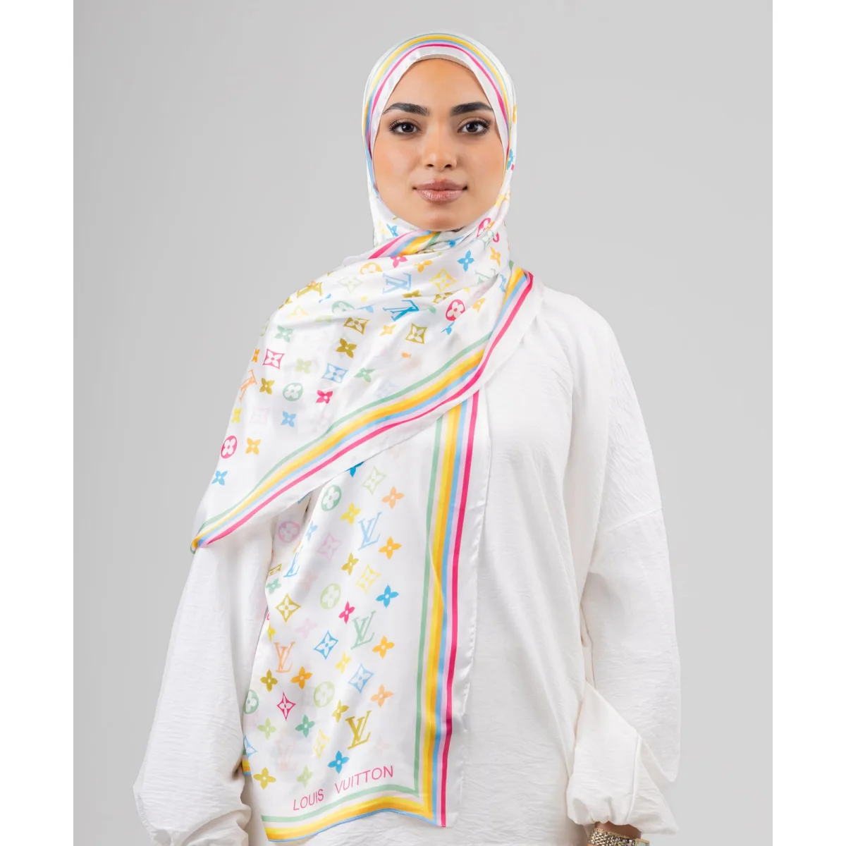 طرحة سيلك Vibrant من لو فوال