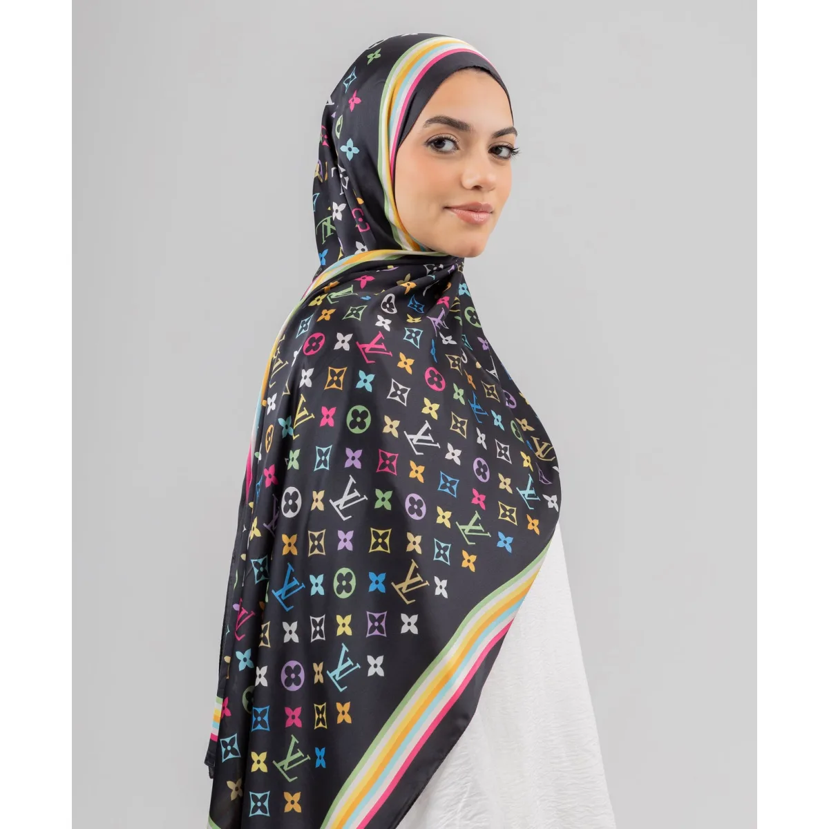 طرحة سيلك Vibrant من لو فوال