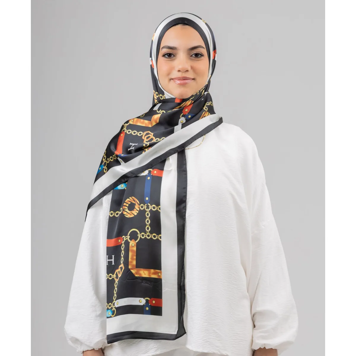 Le Voile Chain Silk Scarf