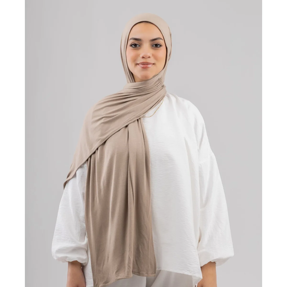 طرحة قطن ليكرا سادة من لو فوال