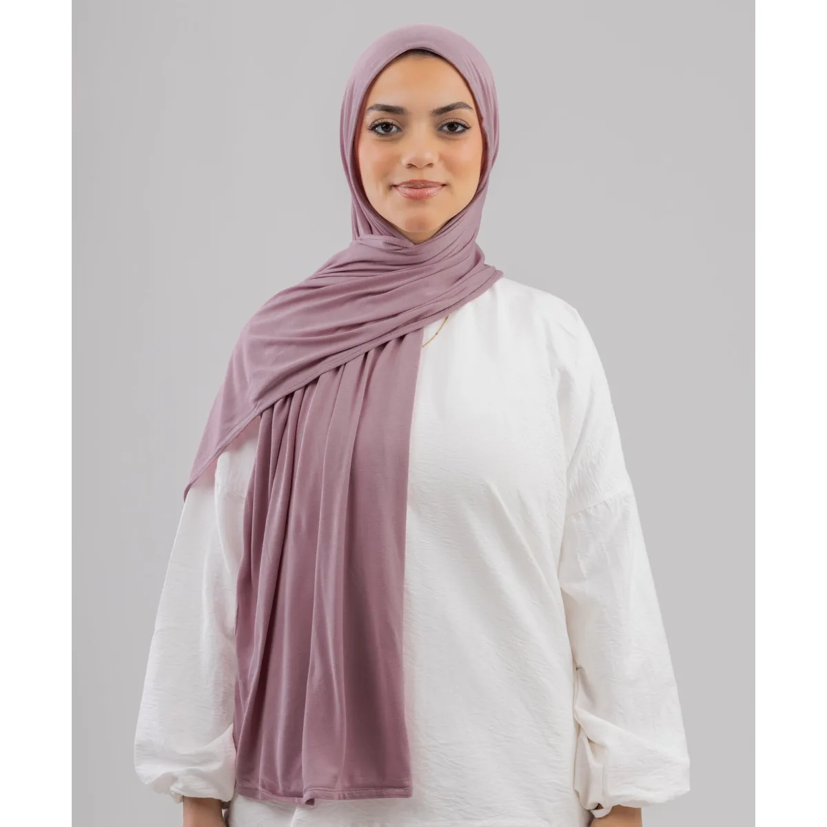 طرحة قطن ليكرا سادة من لو فوال